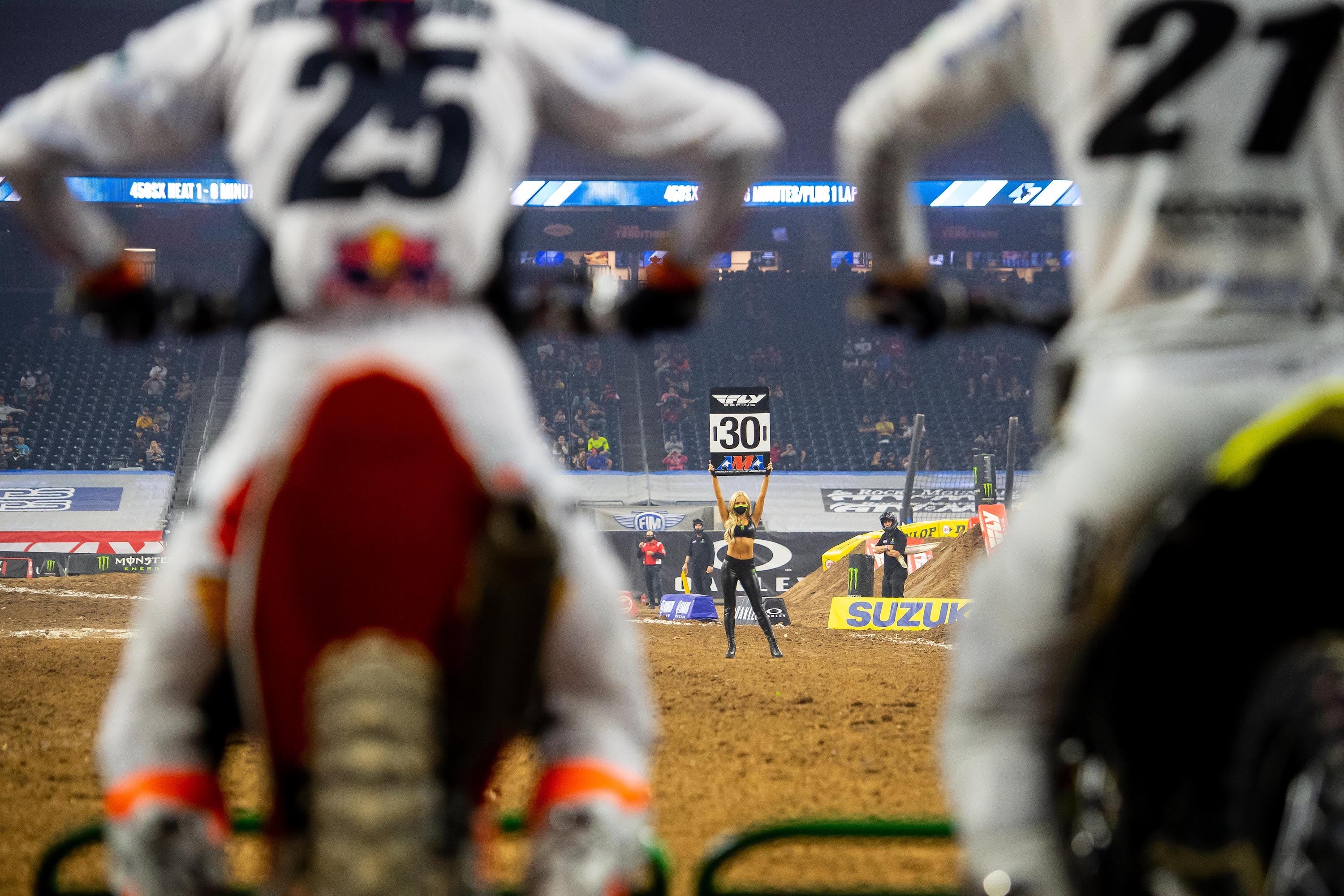 100% Riders Dominate the First Two Rounds of Supercross