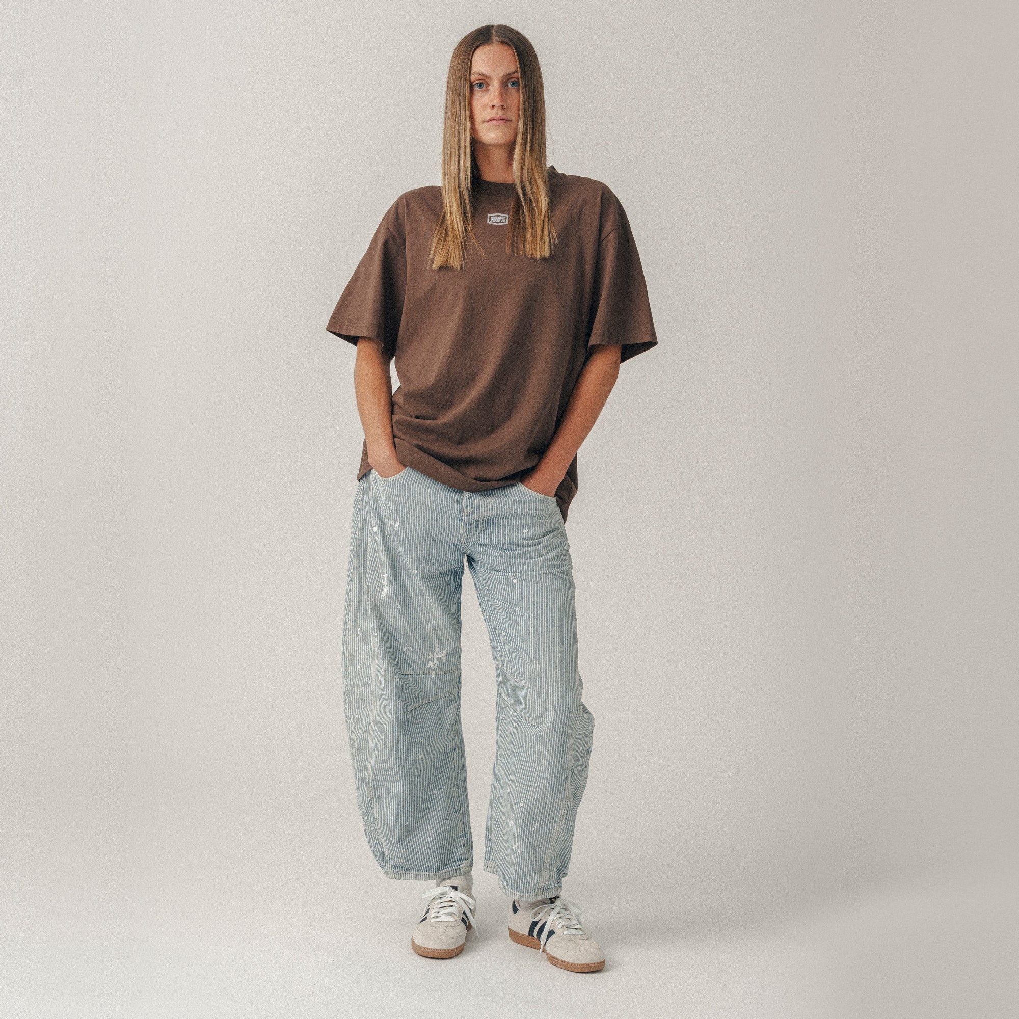 REGION Short Sleeve Oversized Tee Chocolate
