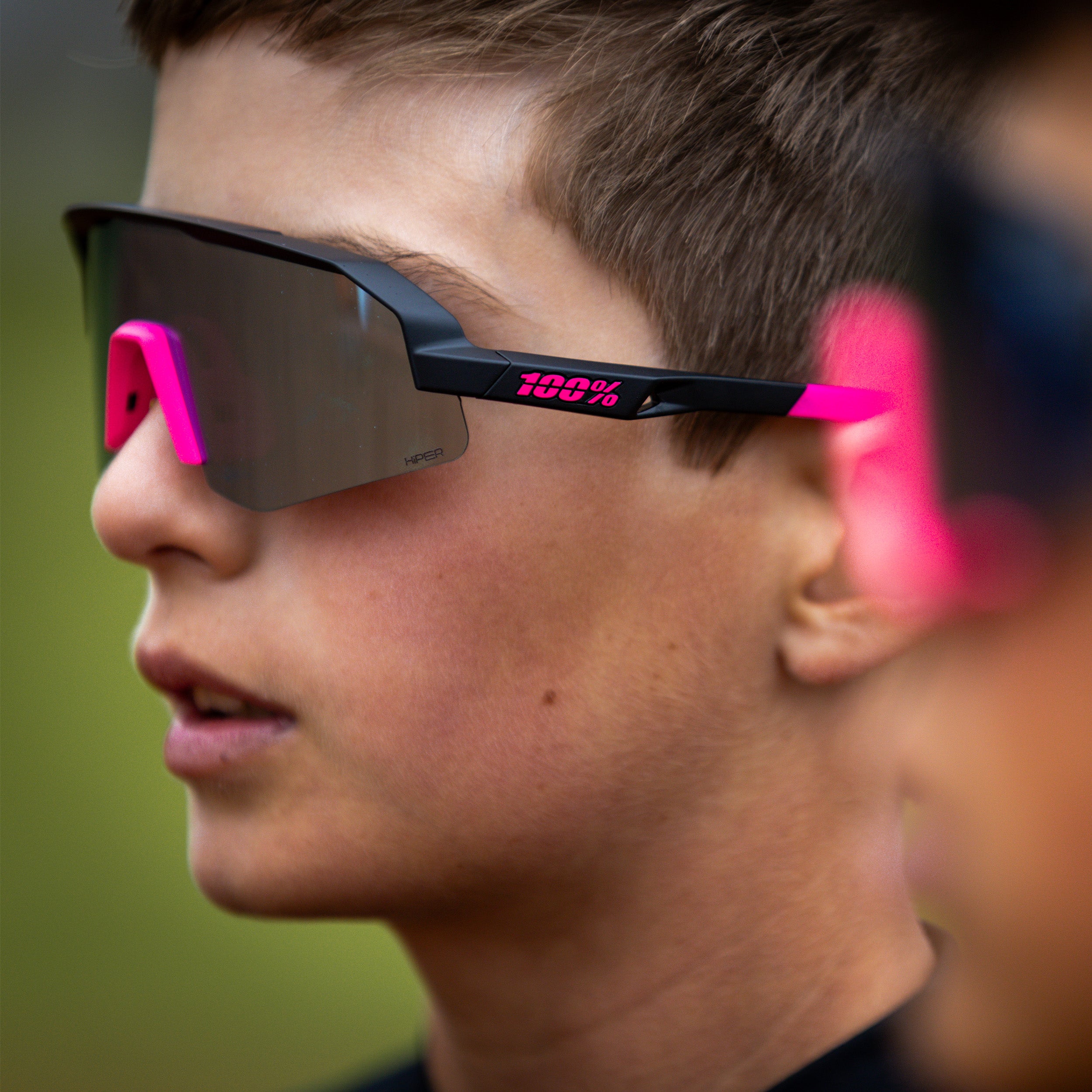 SLENDALE YOUTH Matte Black/Pink HiPER Blue Mirror Lens