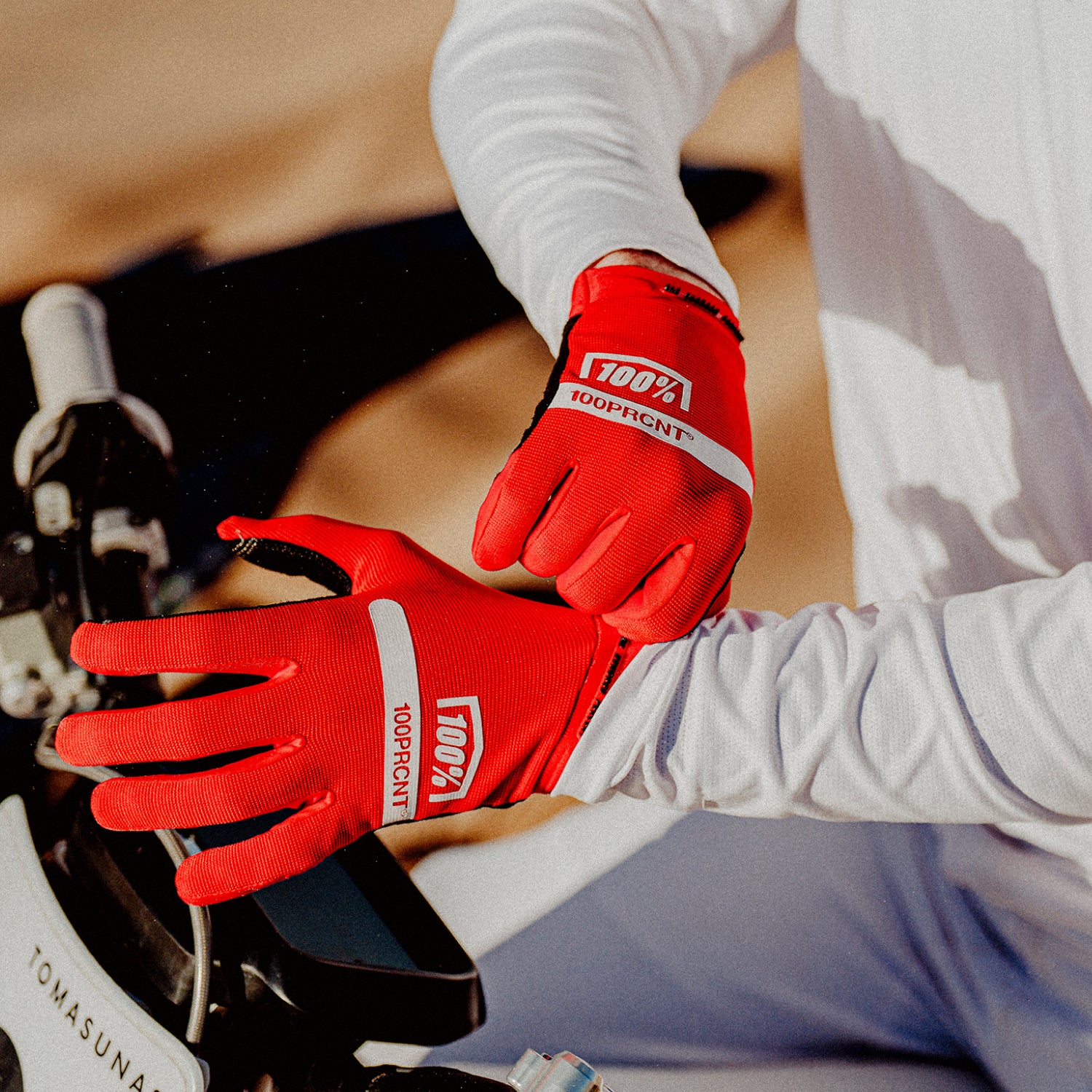 RIDECAMP Gloves Red