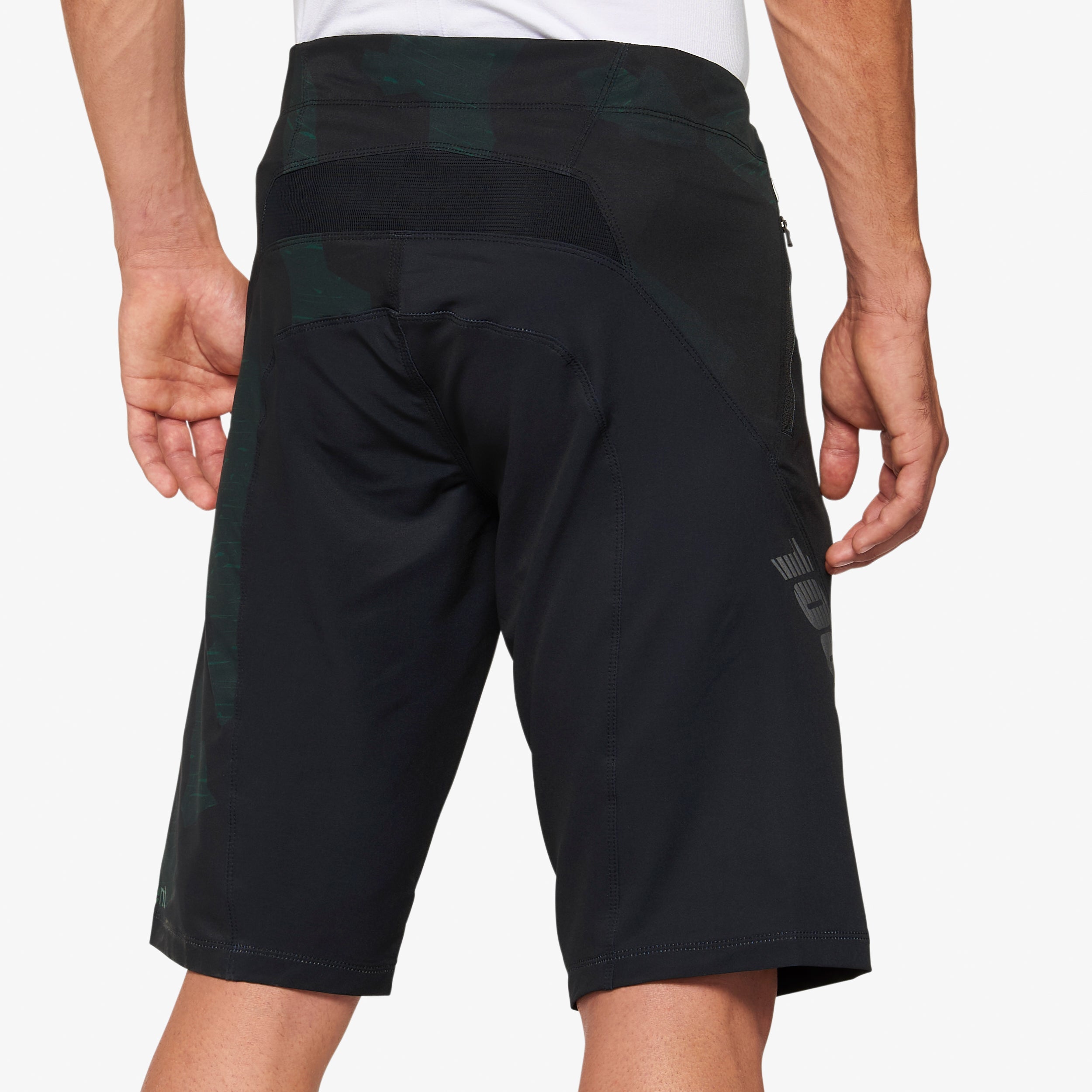 AIRMATIC LE Shorts Black Camo - Secondary