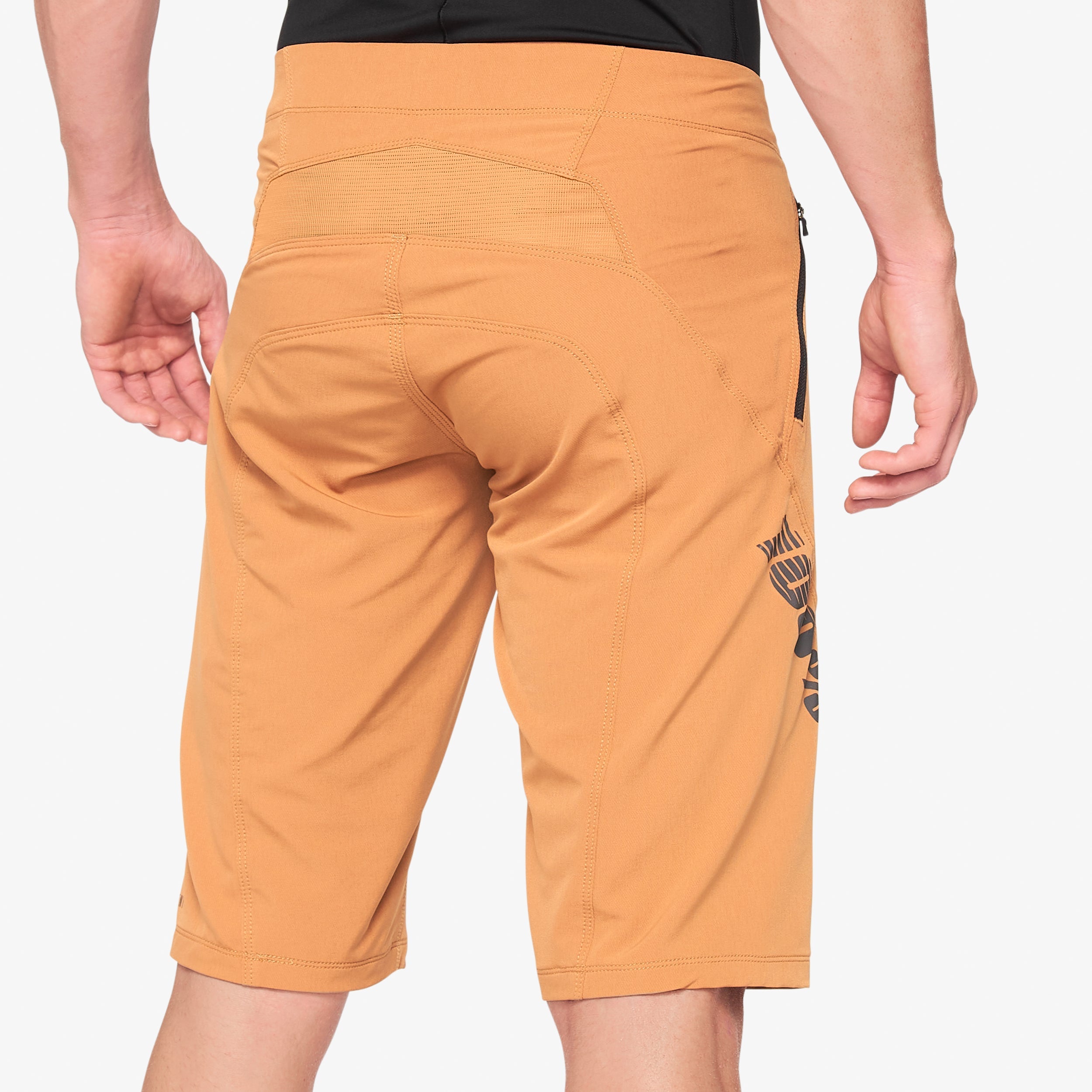 AIRMATIC Shorts Caramel - Secondary